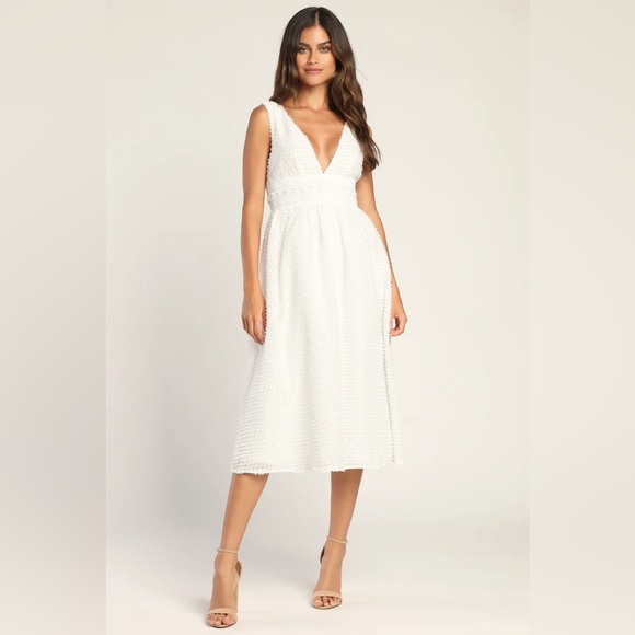 Lulus Dresses & Skirts - Lulus Forever Unique White Textured Lace Midi Dress